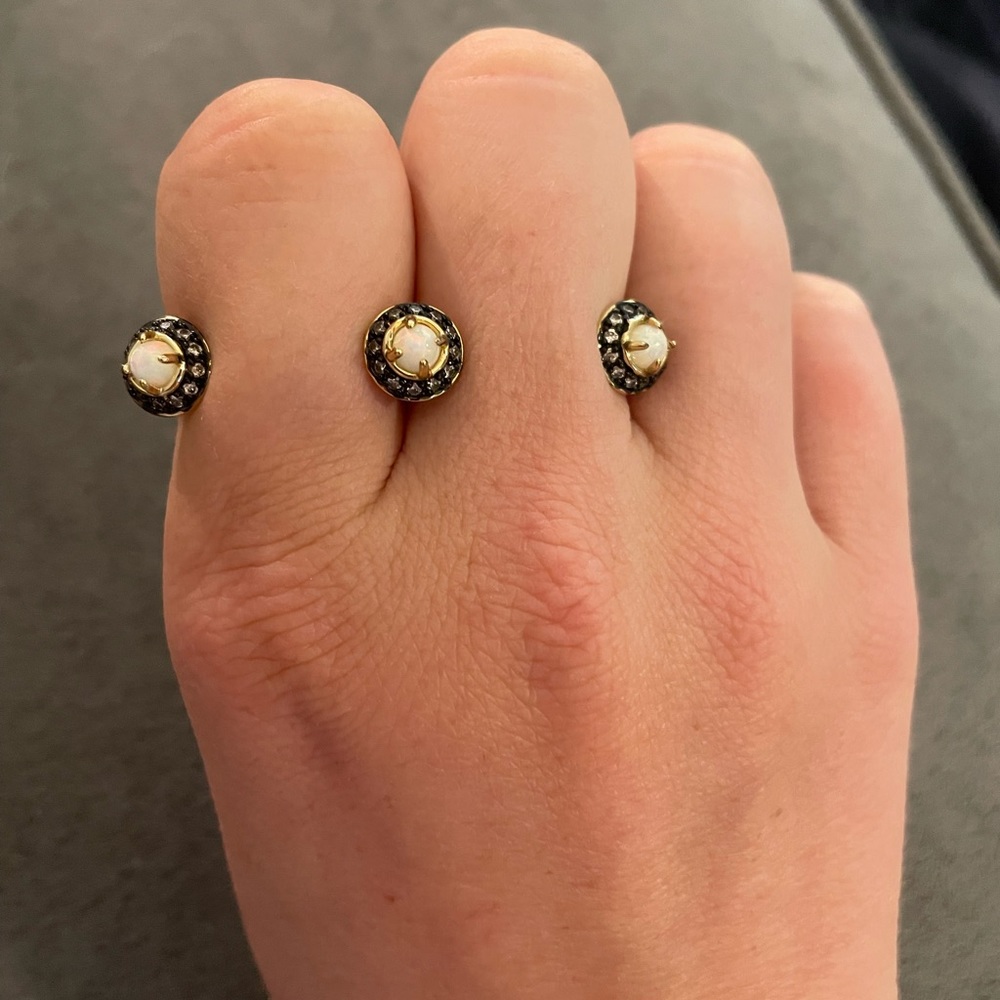 Kendra Scott Double Ring - See picture for some wear/tear on under side of ring!